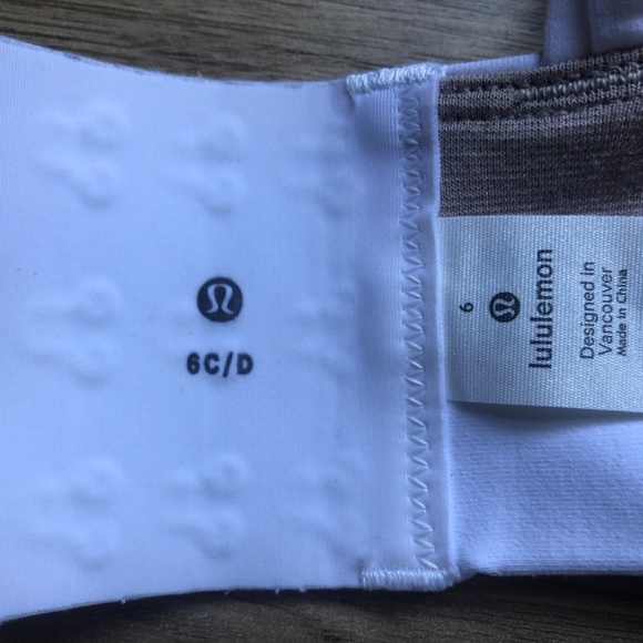Lululemon high support Sports bra sz6 C/D - Picture 3 of 3